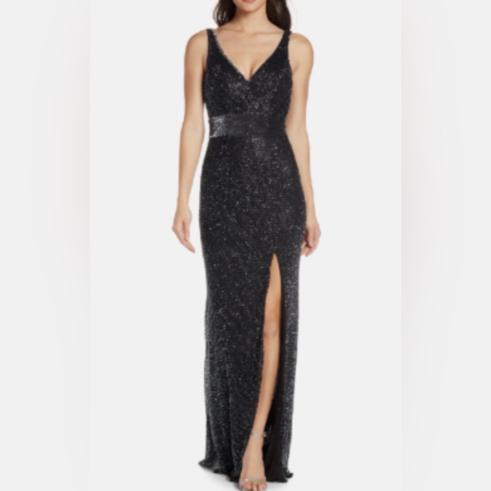 Mac Duggal (216) 1070 Black gun metal goddess Evening Gown size 4